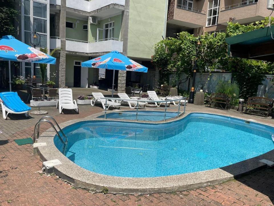 Green House Hotel Kobuleti Ngoại thất bức ảnh