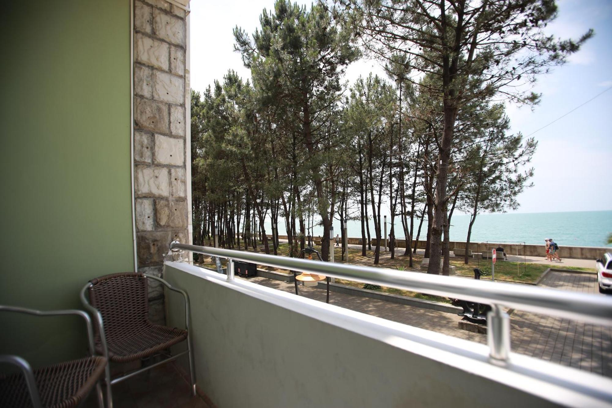 Green House Hotel Kobuleti Ngoại thất bức ảnh