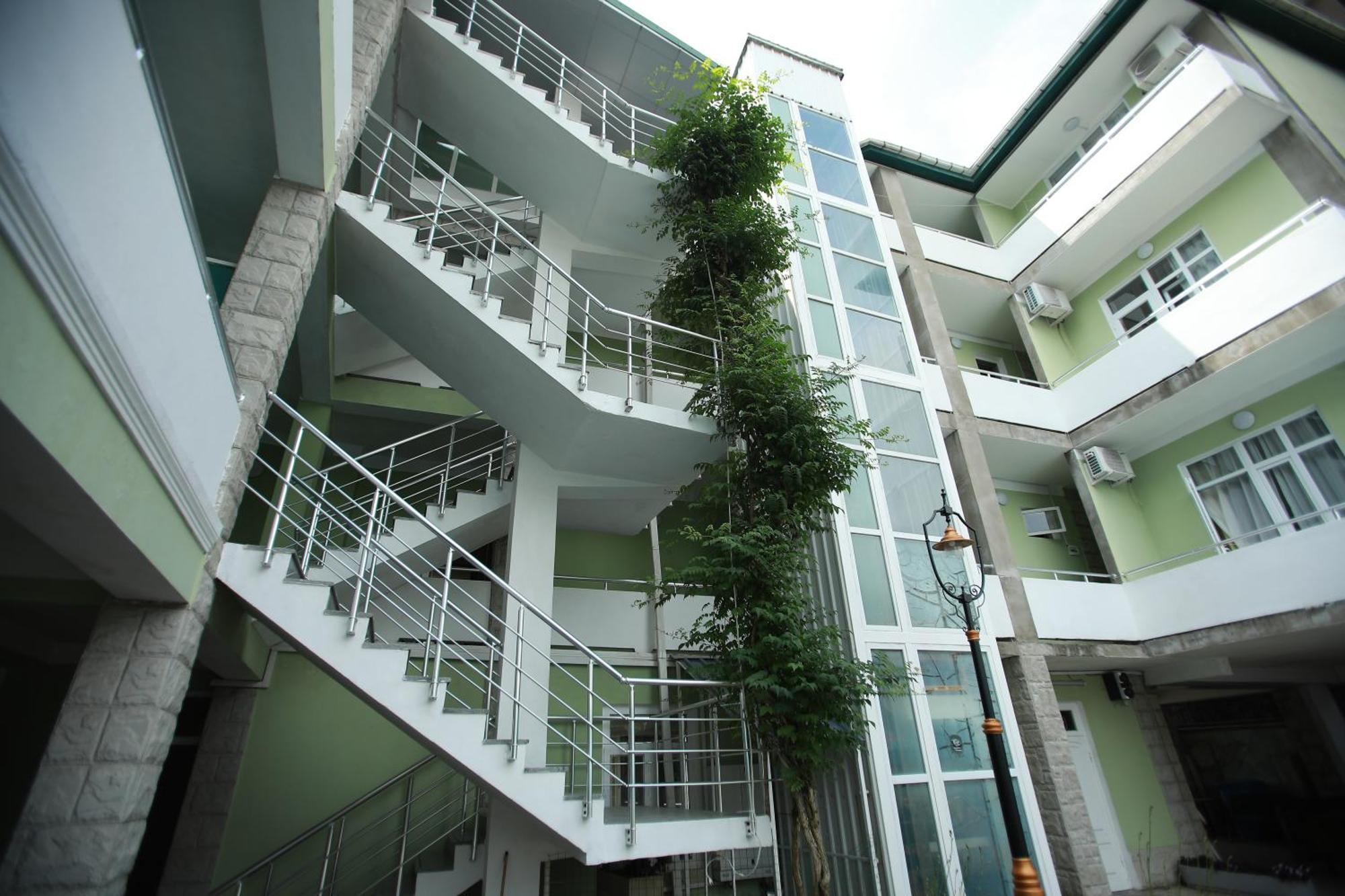 Green House Hotel Kobuleti Ngoại thất bức ảnh